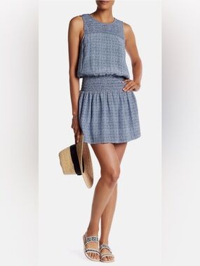 Joie Blue Printed Smocked-Waist Mini Skirt 100% silk